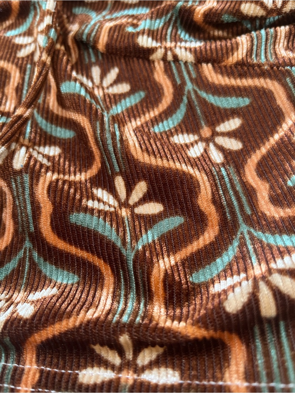 Urban Outfitters Brown Green Gold Patterned Tie-Front Crop Top - Picture 6 of 7